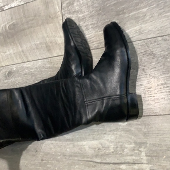❤️🔥 Stuart Weitzman OTK Boots ❤️🔥 - Picture 13 of 17